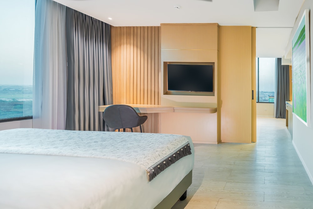 Eastern Hotel Bojonegoro 19/50