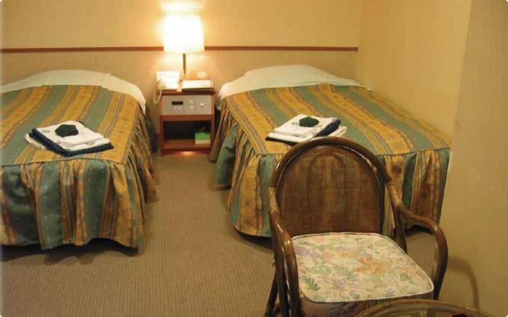 Hotel Hananoyu 8/18
