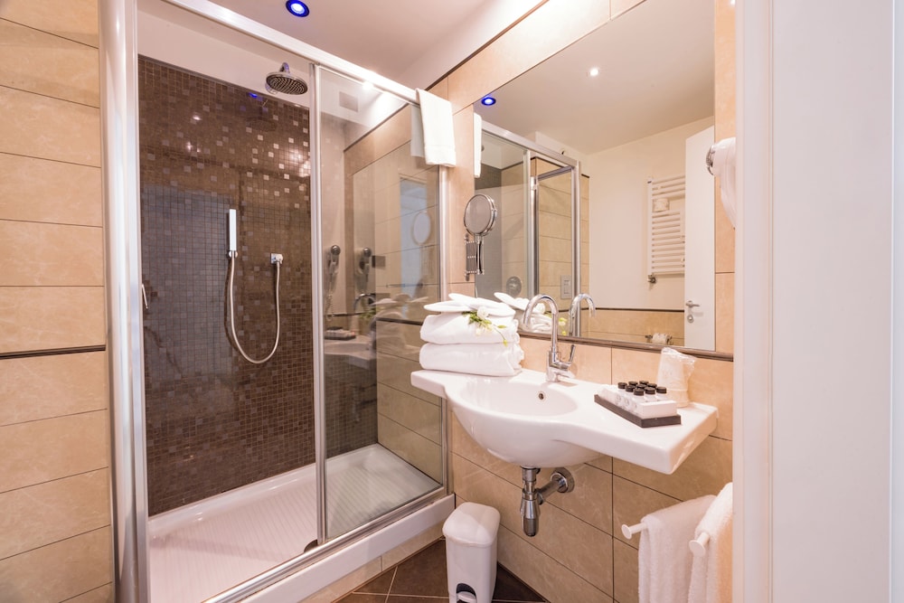 Hotel Viareggio 28/31