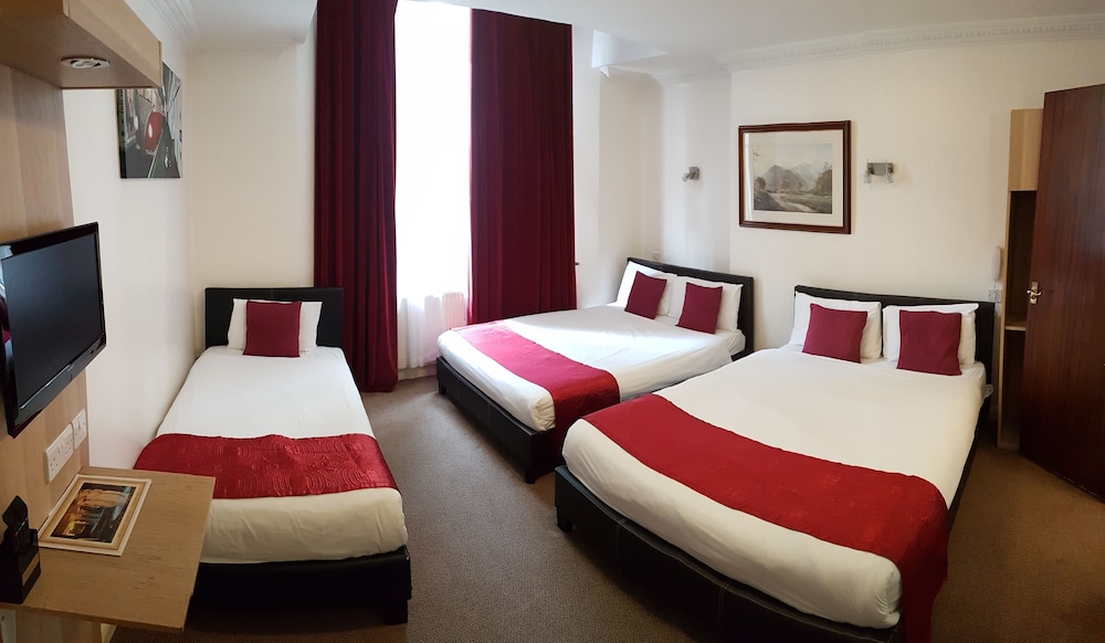 Abbey Court Hotel 9/45