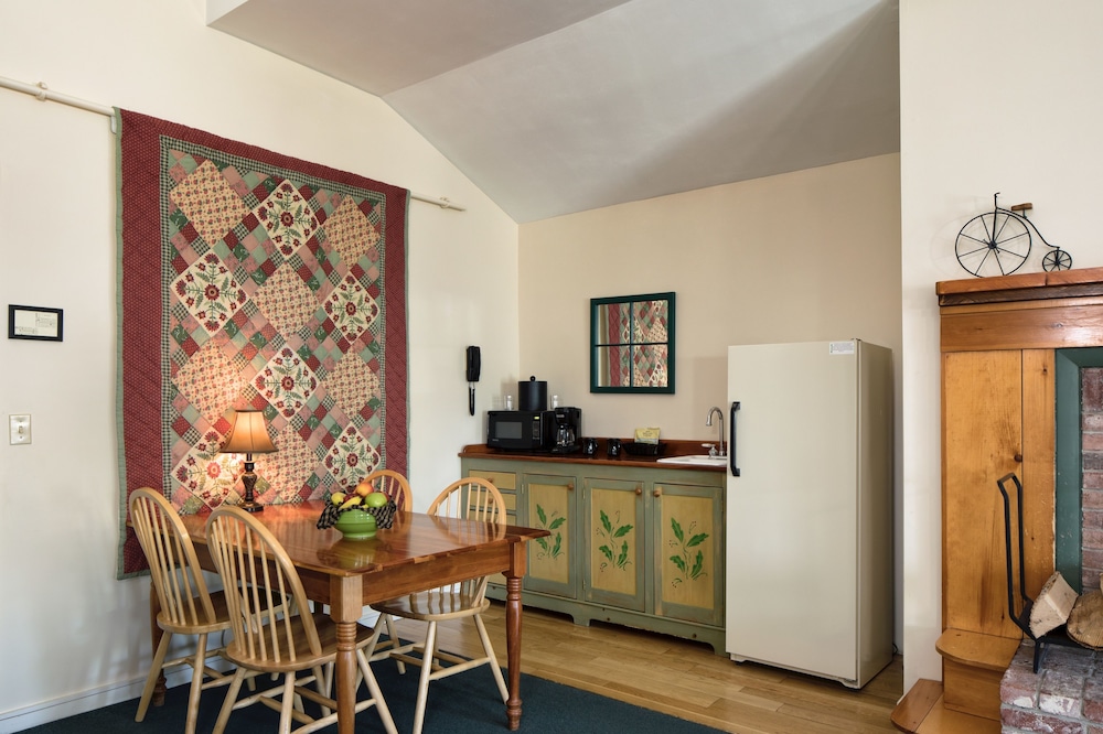 Country Inn At Camden Rockport 7/50