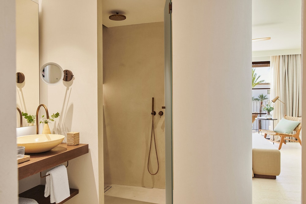 غرفة ديلوكس عائلية بسريرين كينج، La Zambra the Unbound Collection By Hyatt 3/3