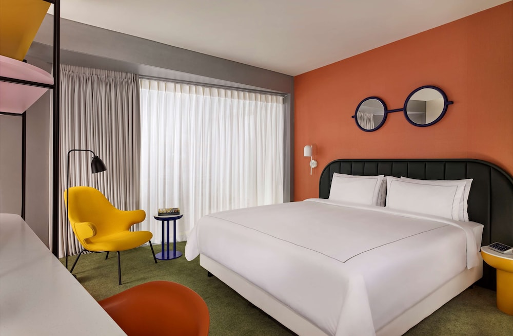 Art otel London Battersea power station powered by Radisson Hotels 10/48