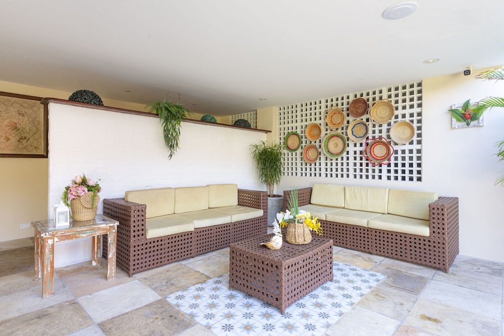 Valencia Hotel Natal 46/63