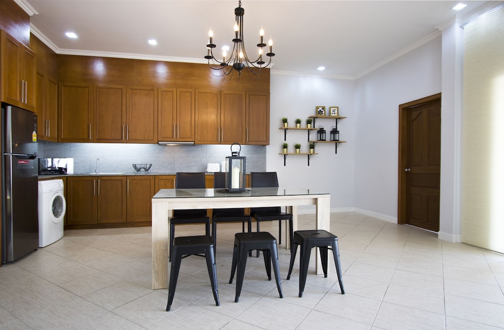 Tortuga Villas Pattaya 8/50