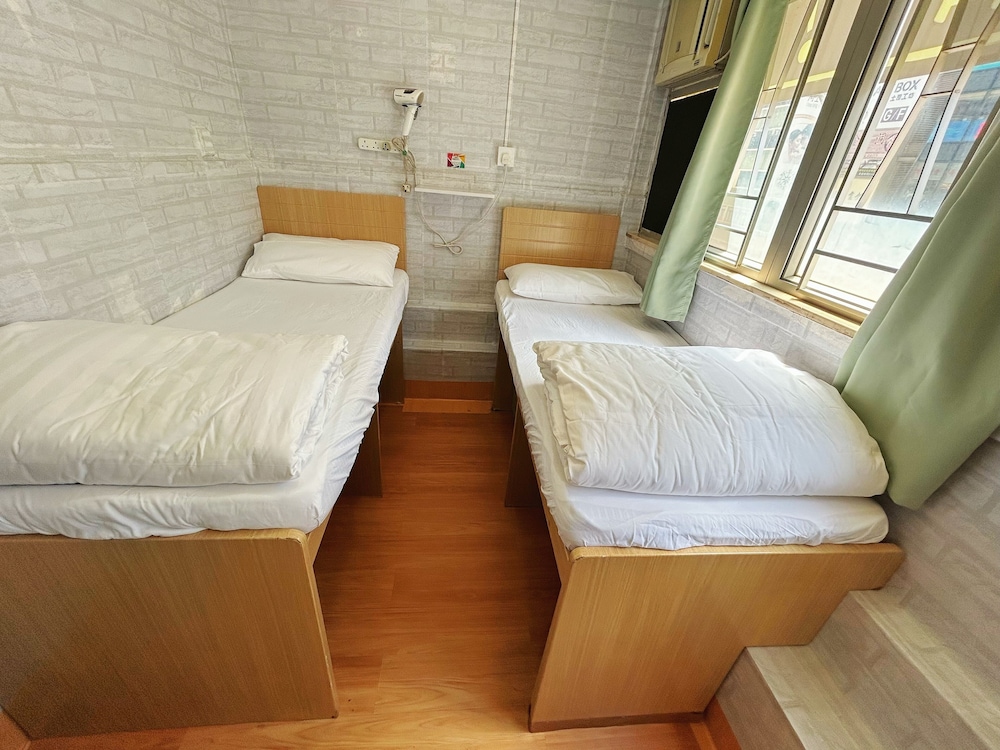 Tempo Inn-Cozy@National Court 17/63