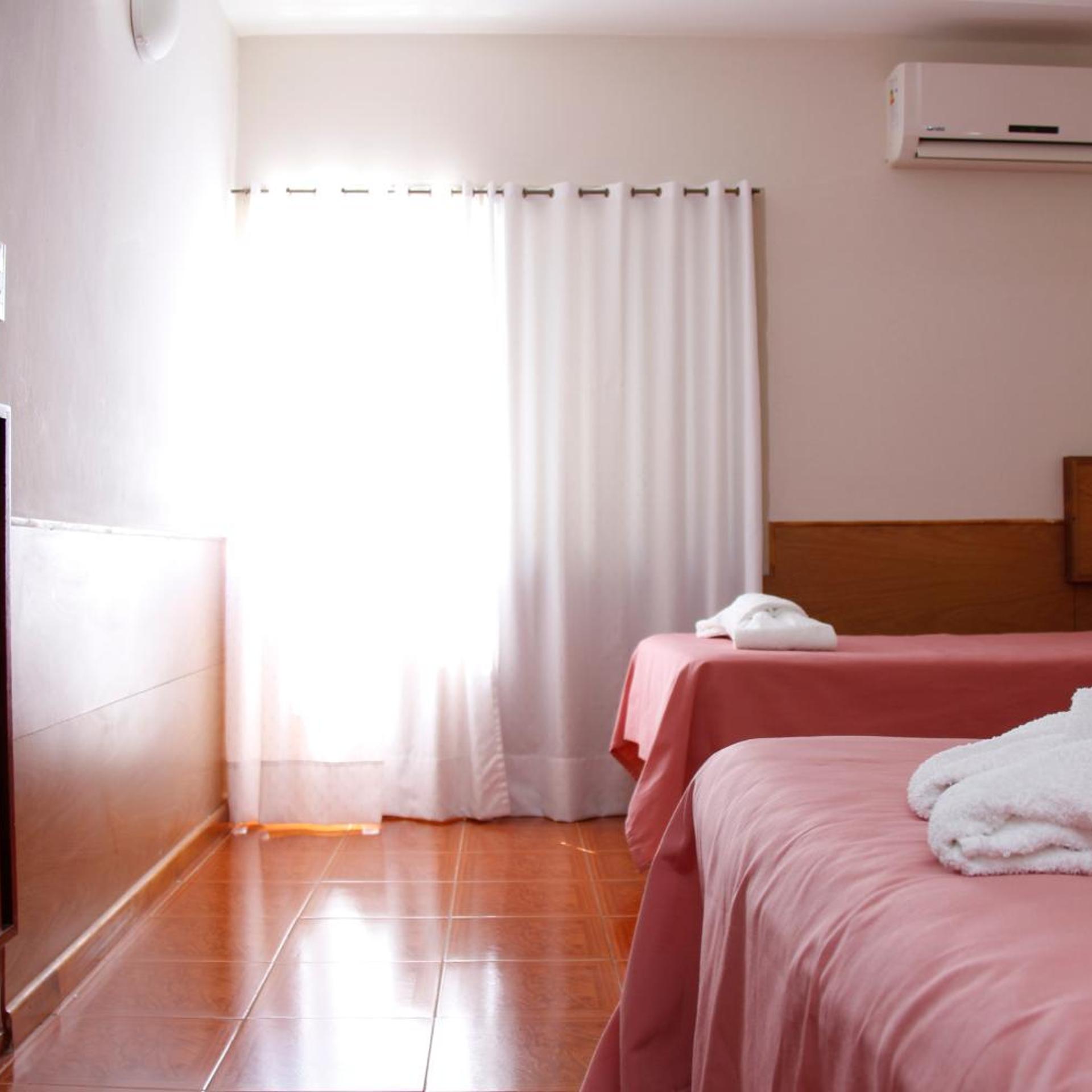 Hotel Menossi 8/35