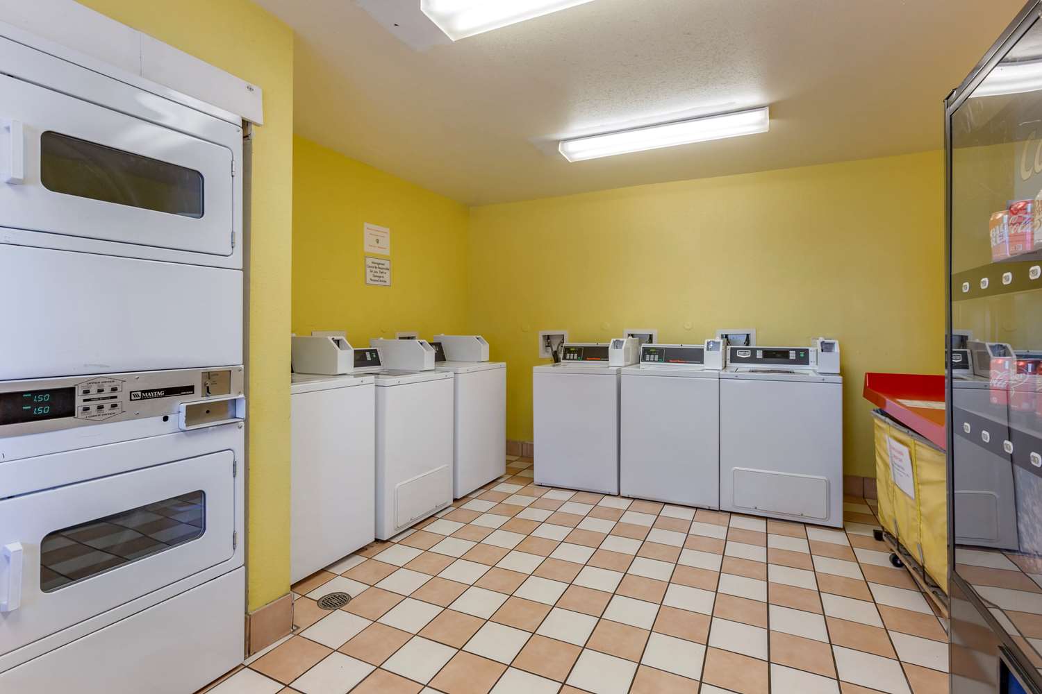 Suburban Studios Albuquerque Uptown 6/26