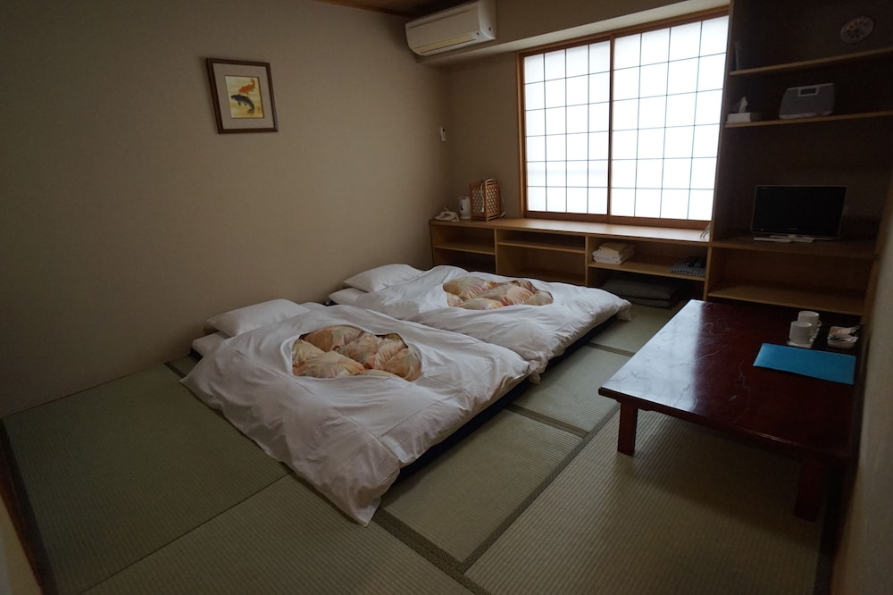 Annex Katsutaro Ryokan 10/29