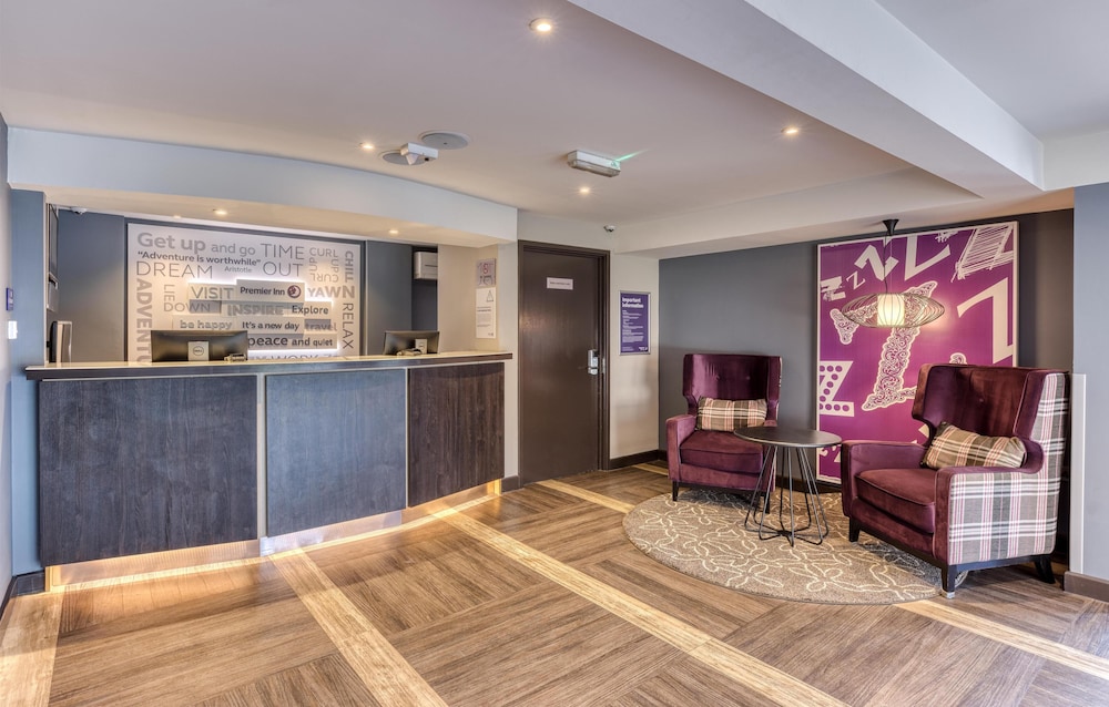 Lobby at Premier Inn Basingstoke West (Churchill Way) hotel, Basingstoke and Deane