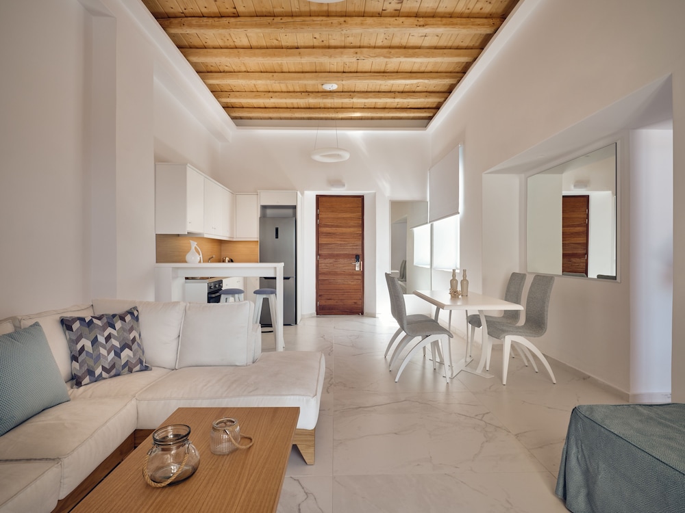 Arcs Boutique Villa Hotel 47/77