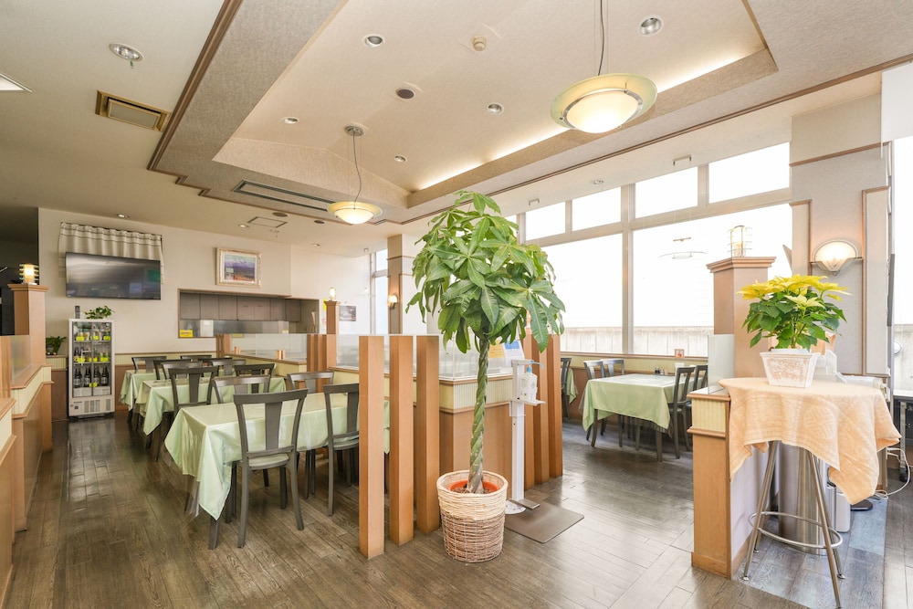 Tendo Central Hotel 37/57