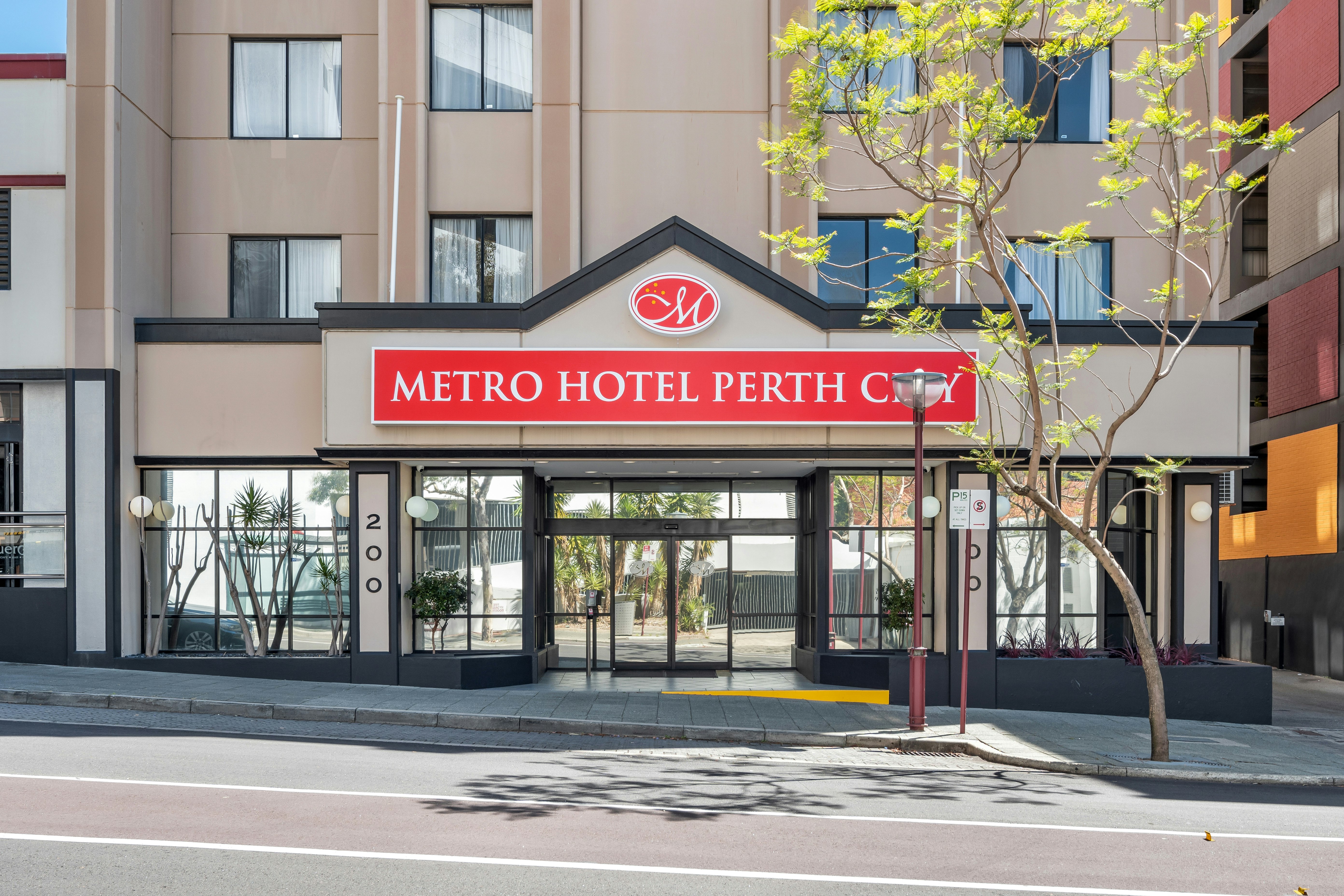 Metro Hotel Perth City 2/38