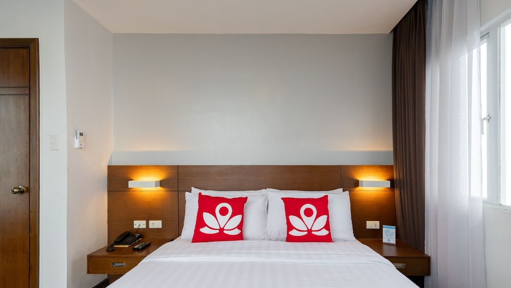 The Podium Boutique Hotel 16/40