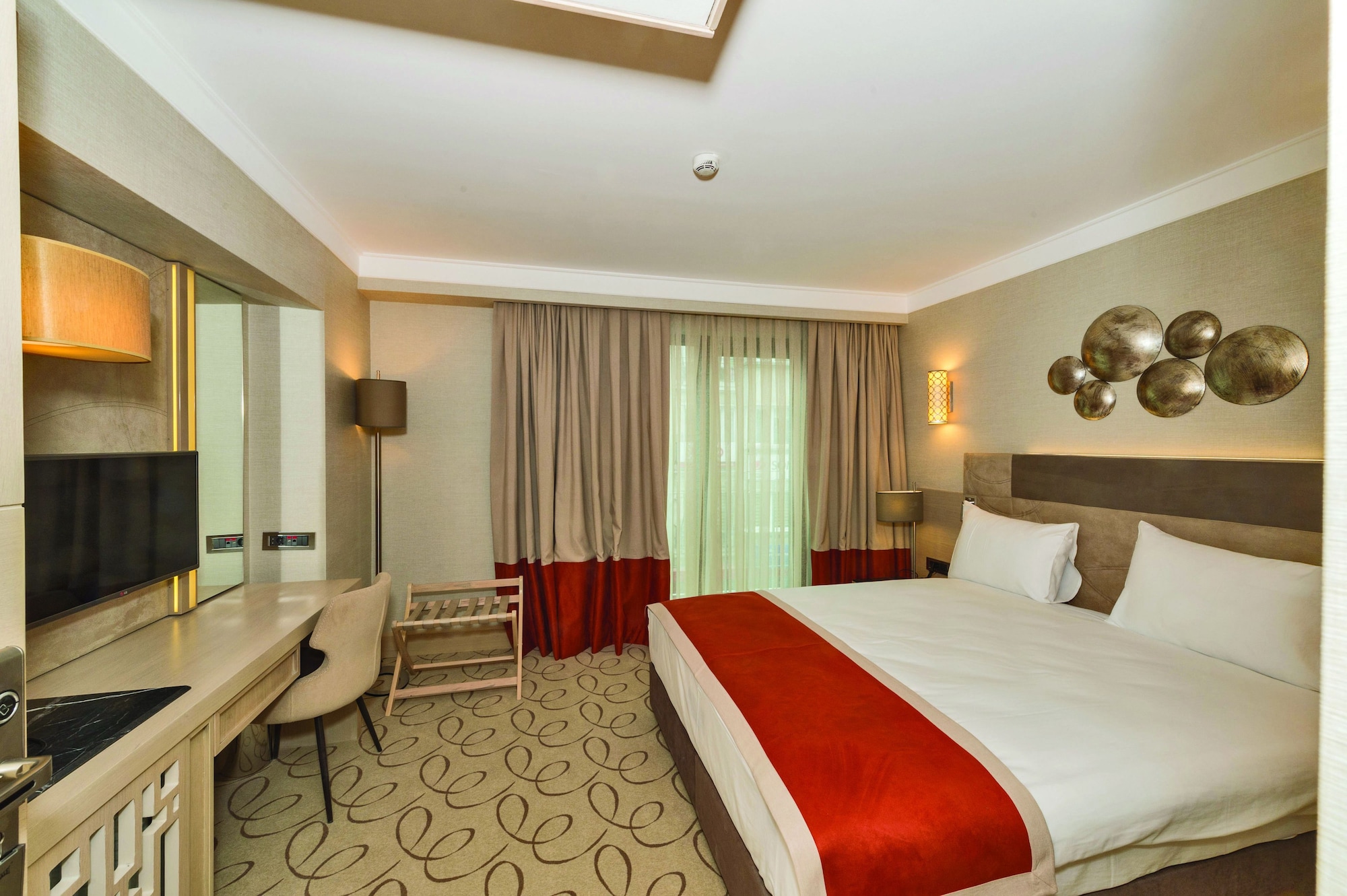 STANDARD, DOUBLE OR TWIN BED