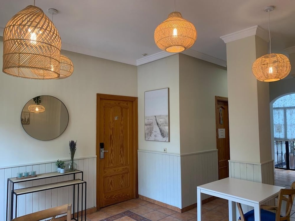 Hostal Moscatel 6/50