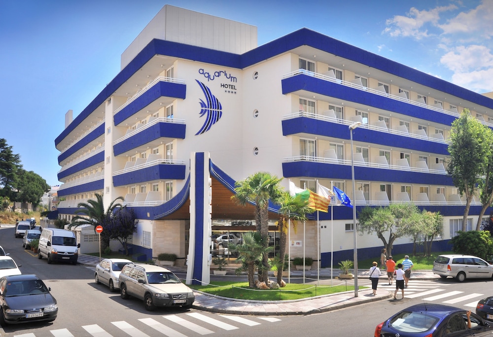 GHT Aquarium & Spa 54/56
