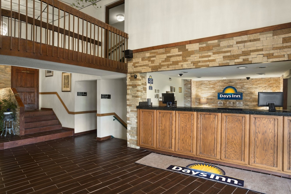 Ramada by Wyndham Pittsburgh/New Stanton 3/38