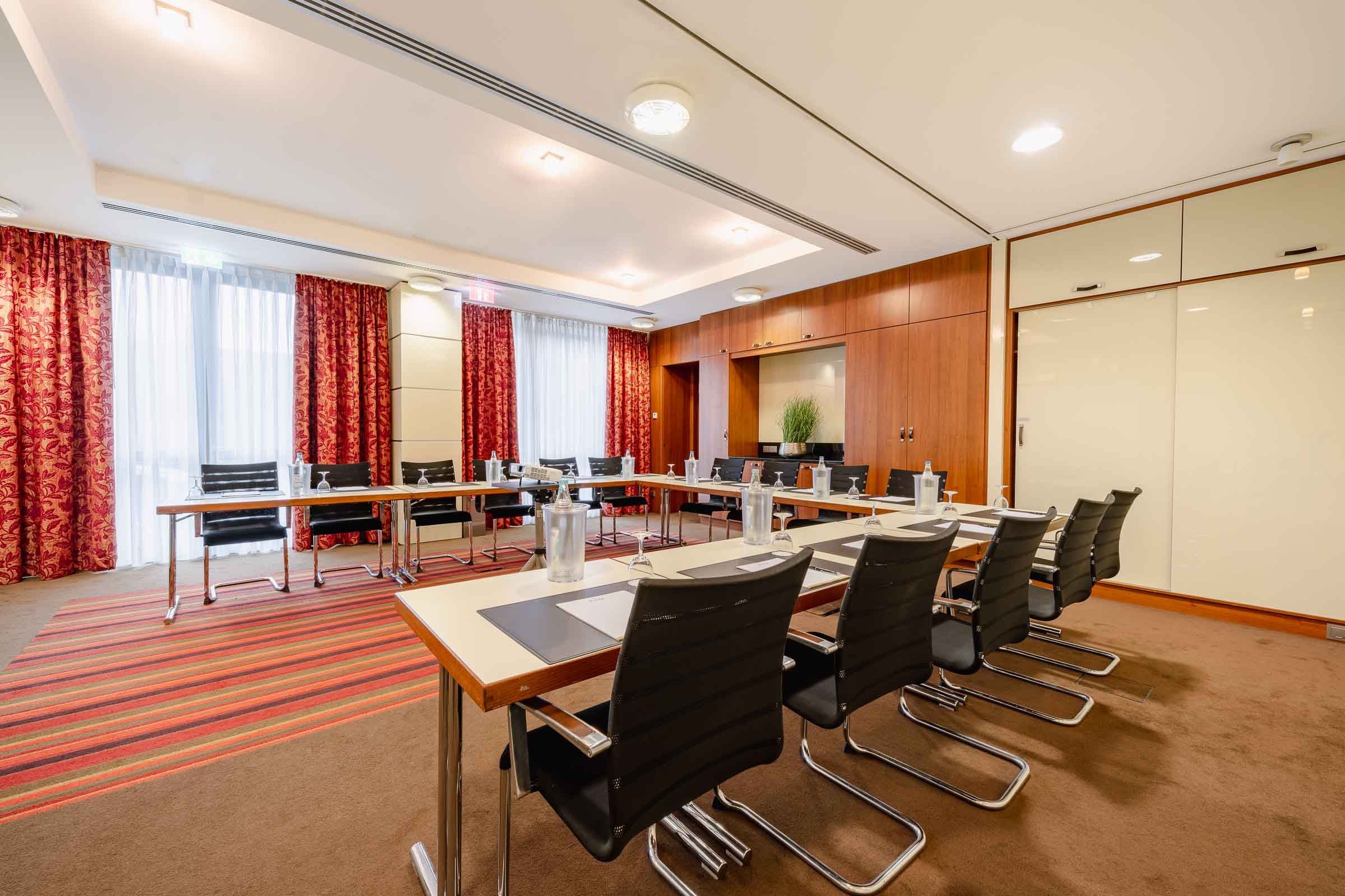 PLAZA INN Koln Pulheim 10/10