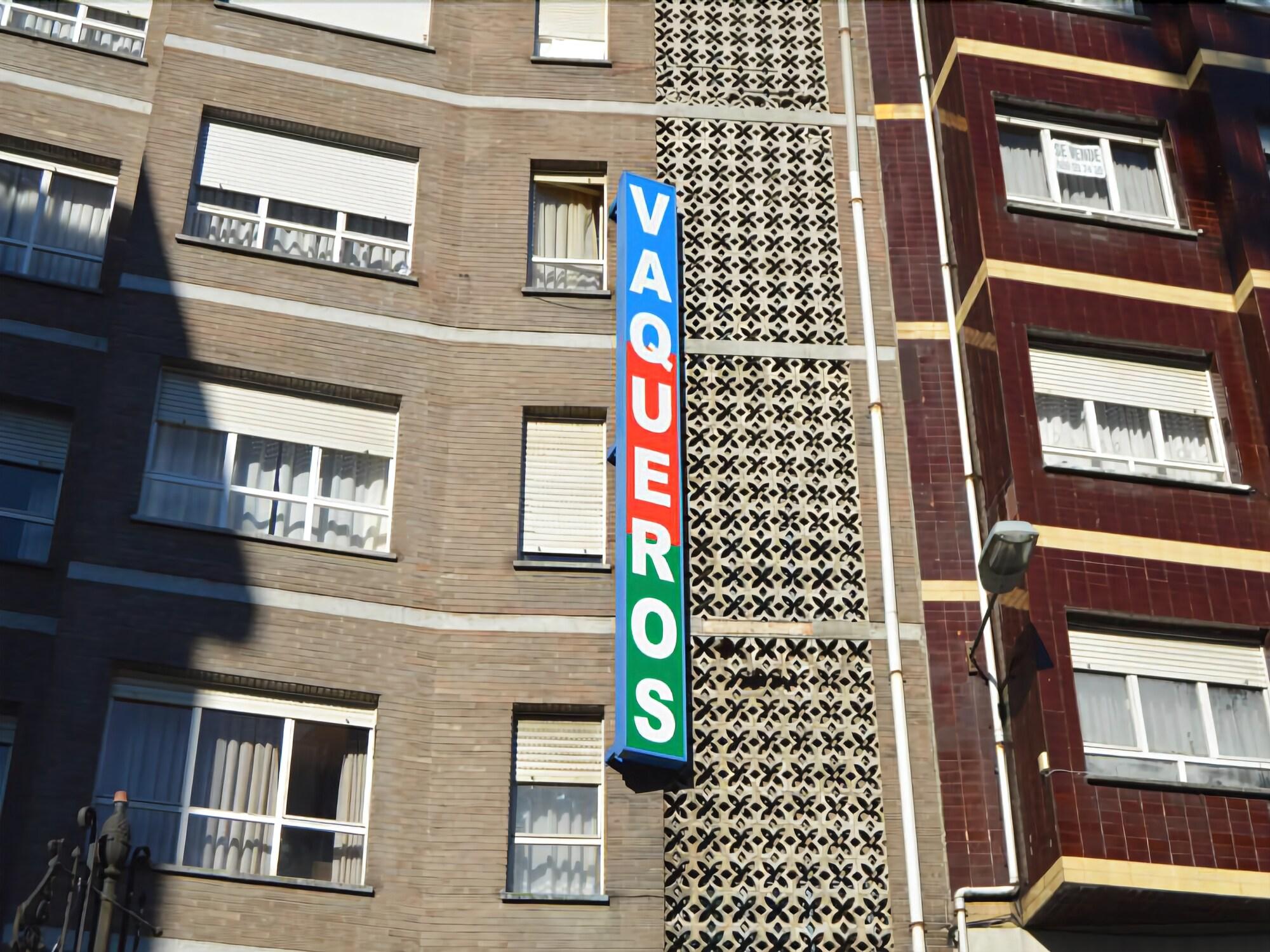 Hotel Vaqueros 2/39