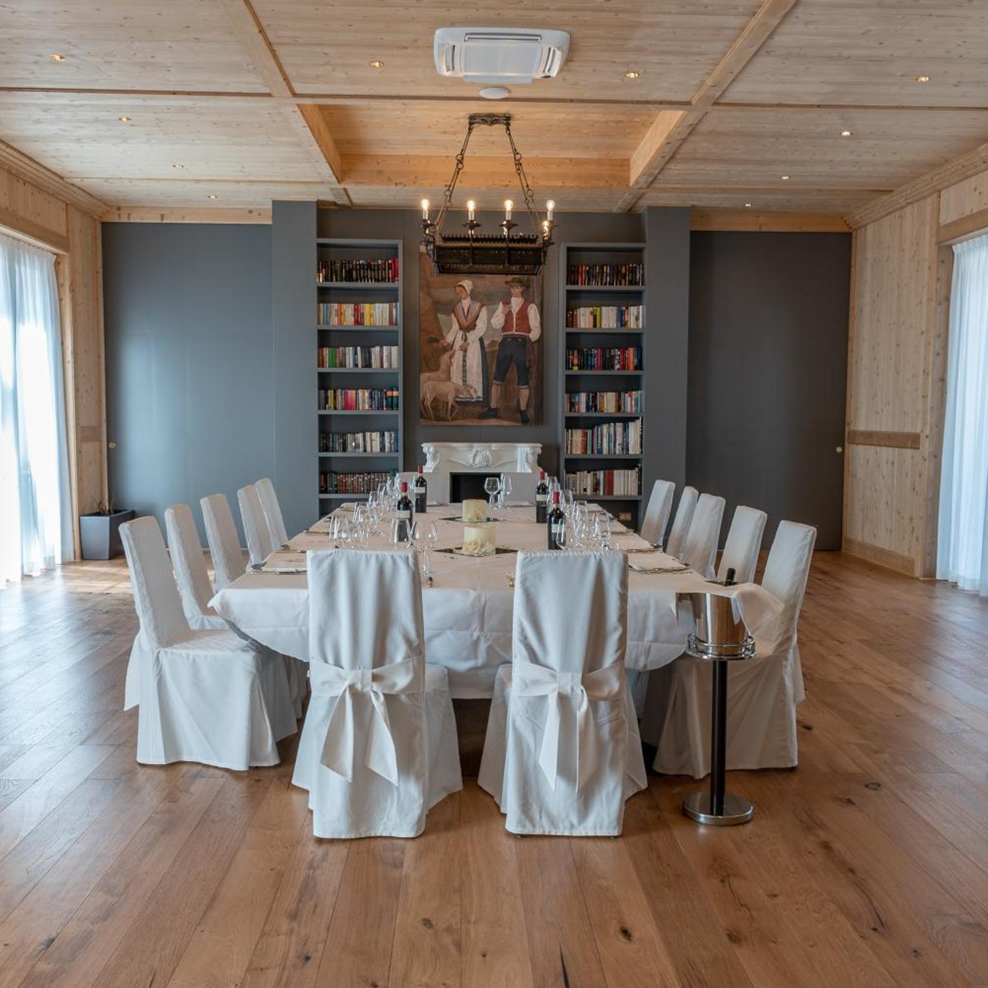 Cristallo Club Wellness Hotel 52/60