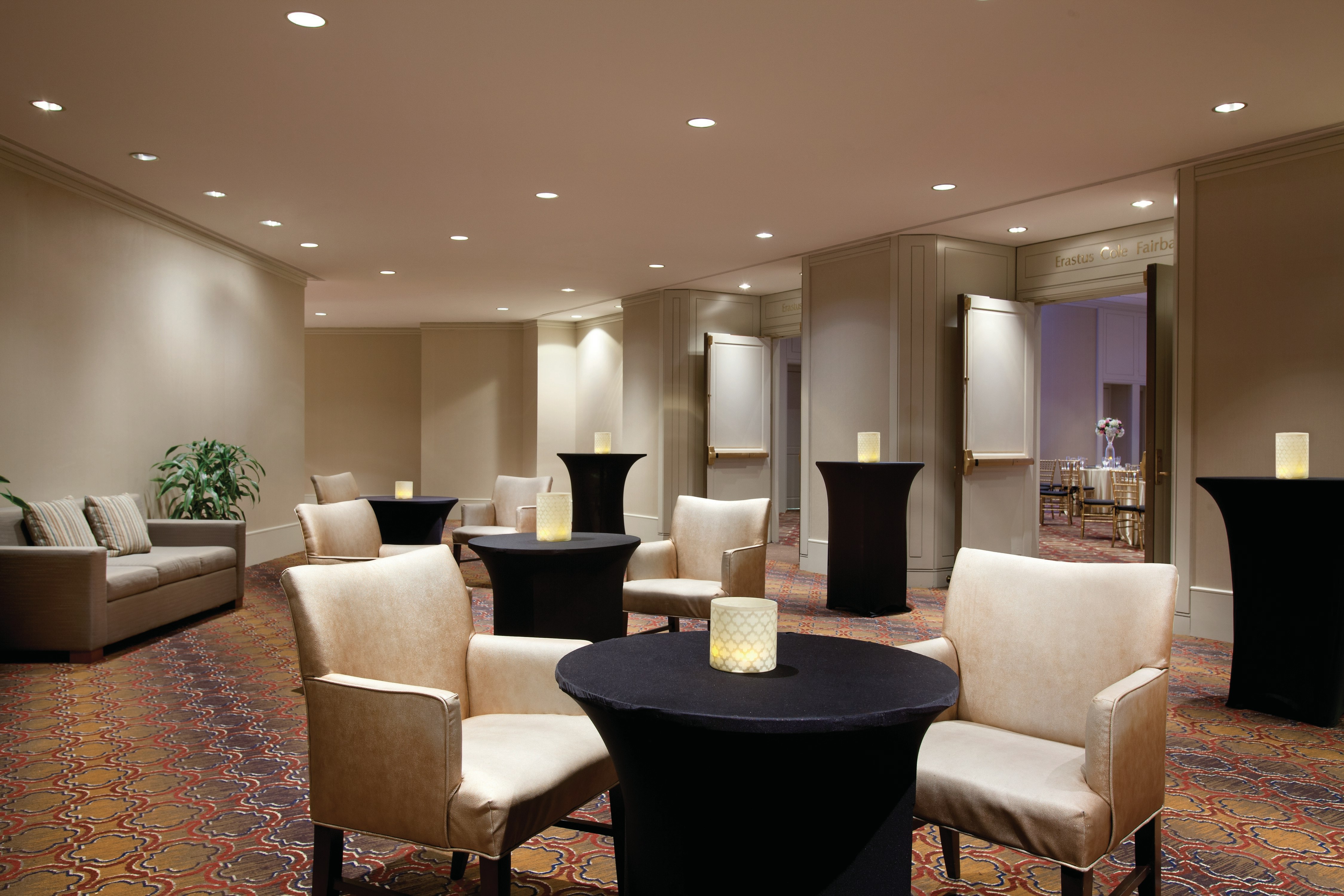 Hilton Boston/Dedham 24/26