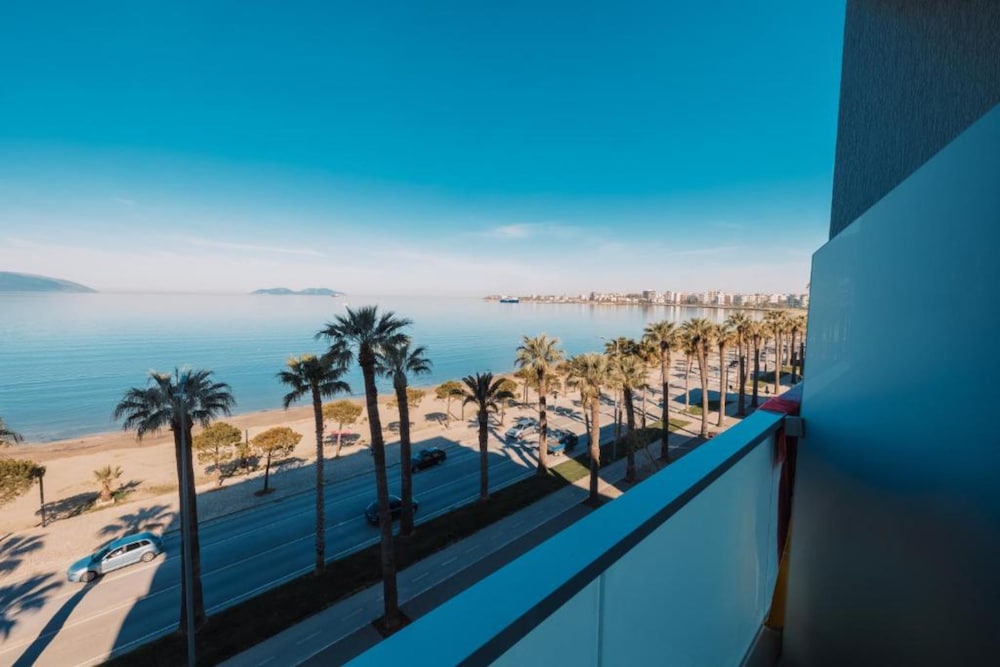 Duka Hotel 35/45