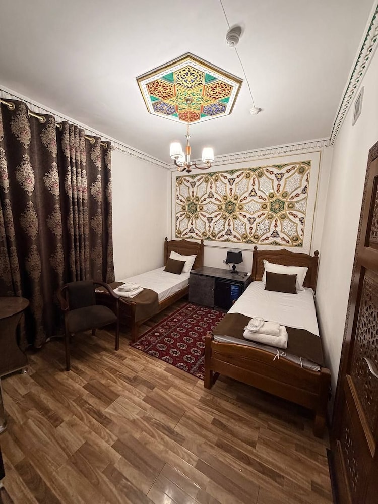 Bukhara Baraka Hotel 35/46
