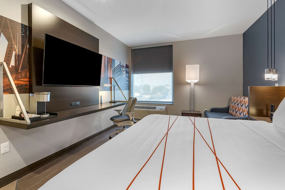 Vib Hotel by Best Western Phoenix-Tempe 12/42
