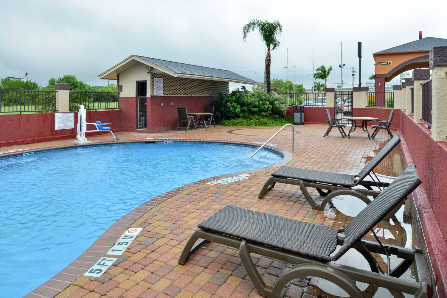 Americas Best Value Inn And Suites San Benito 36/37