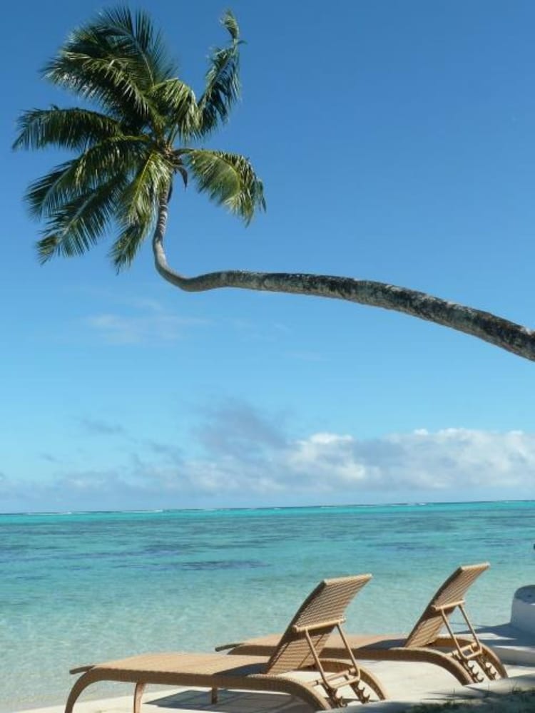 Moorea Beach Lodge 16/65