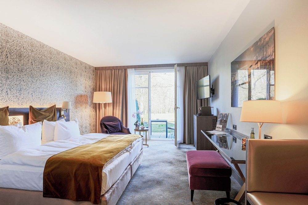 Room, King Bed, Park View, Terrace