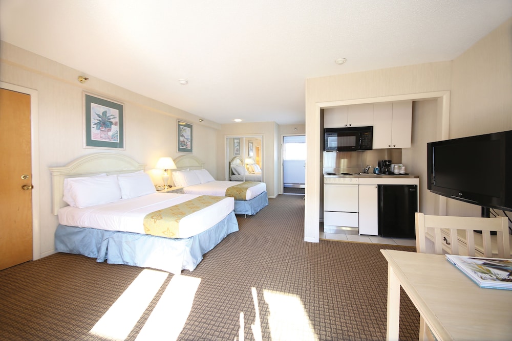 Flagship Oceanfront 15/39