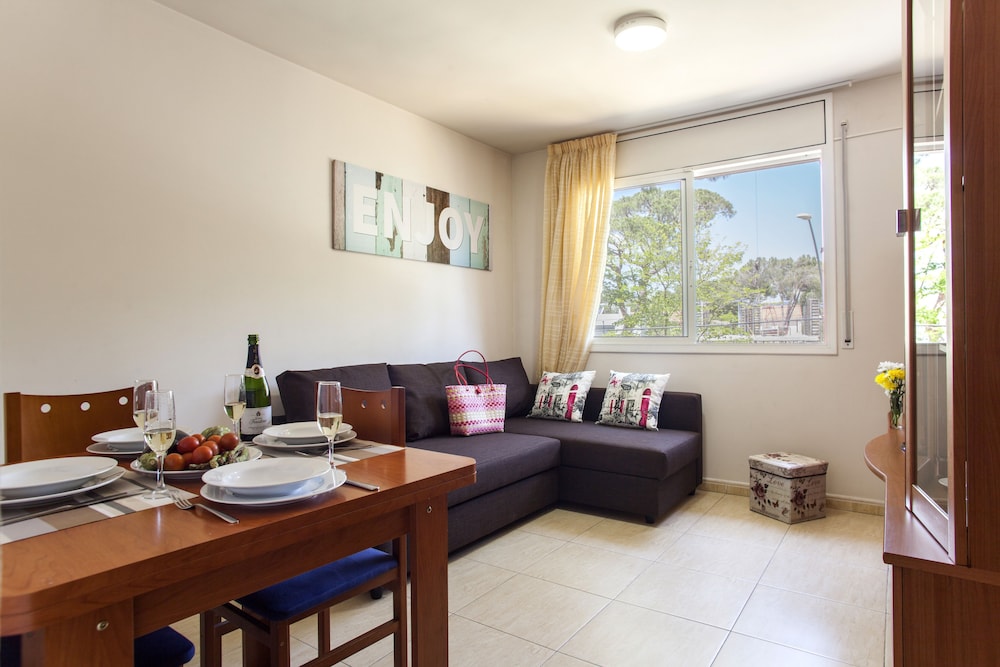 Velor Apartments 42/74