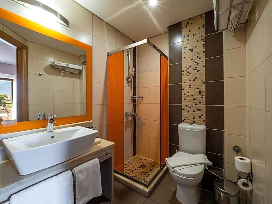 ELEKTRA HOTEL & SPA 37/38