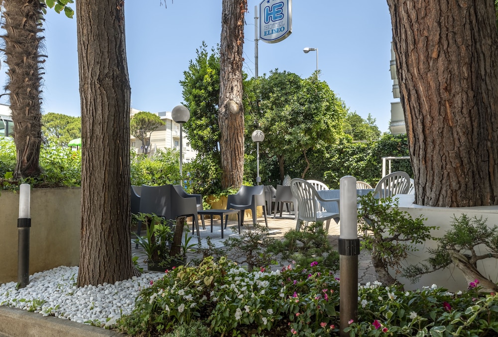 Hotel Eliseo 47/50