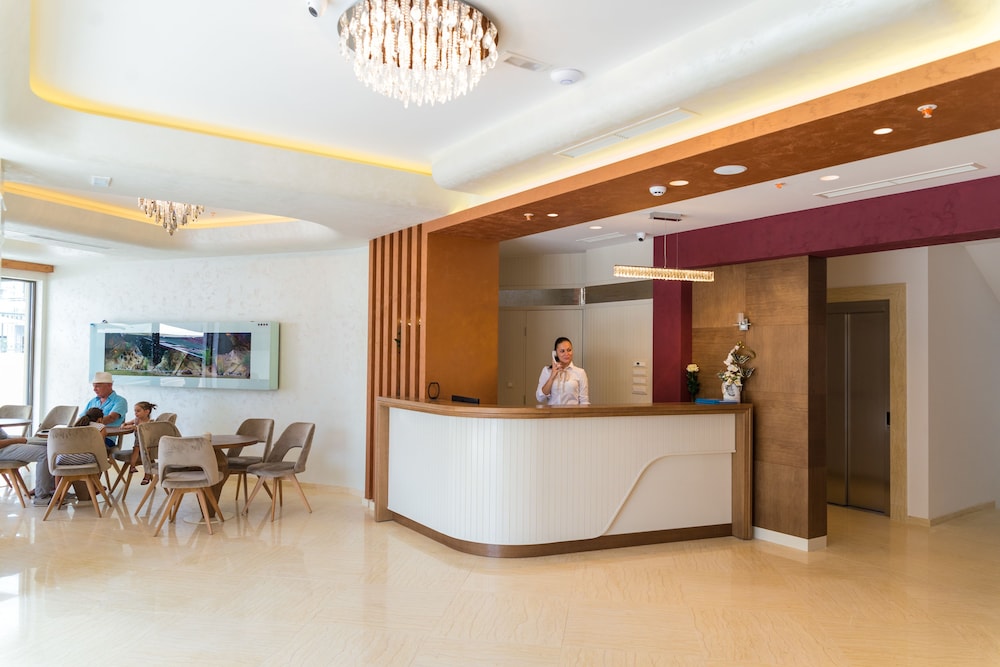 Hotel KADMO by Aycon 6/71