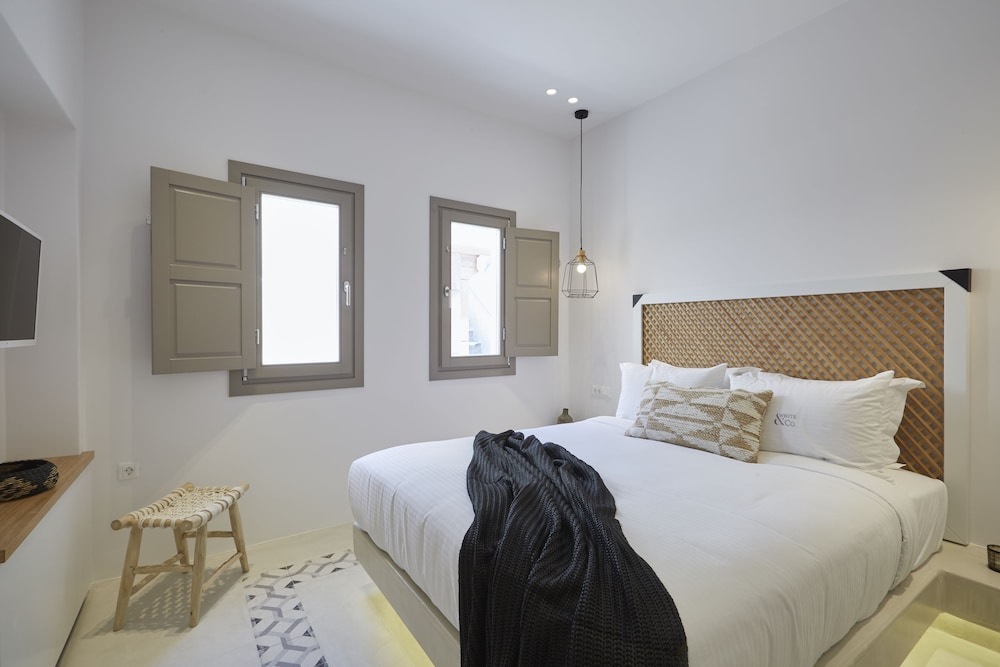 2 BEDROOMS, SUITE, PANORAMIC VIEW, OUTDOOR JETTED TUB