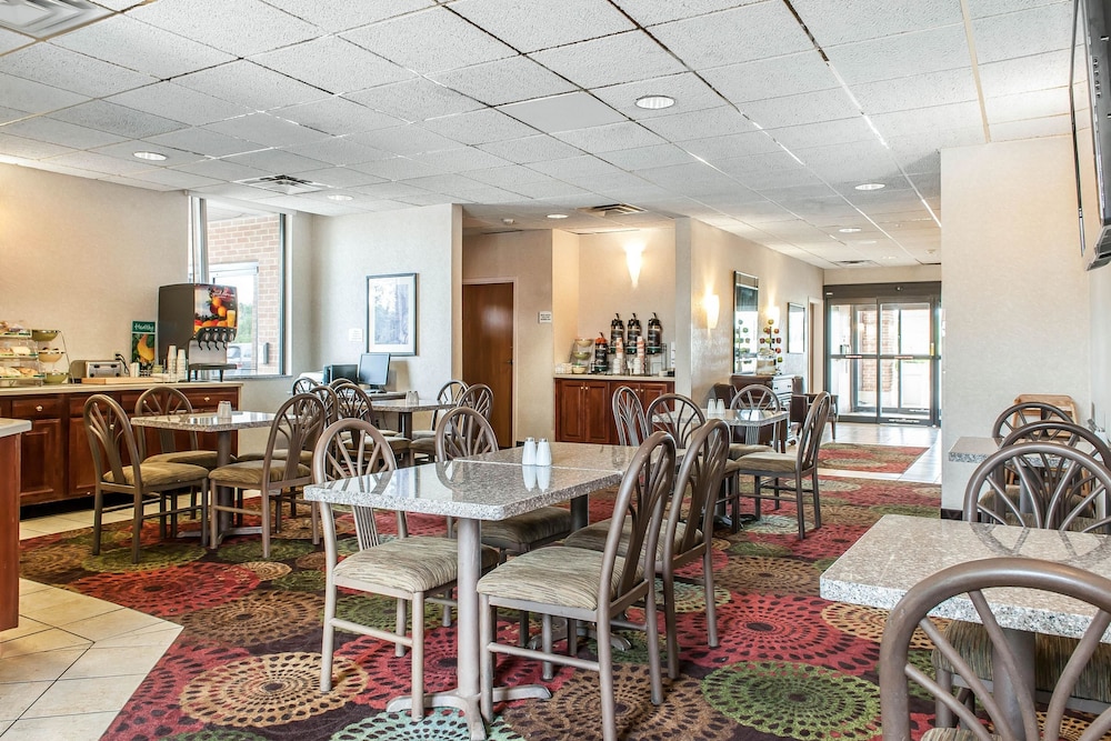 Quality Inn I-75 West Chester-North Cincinnati 37/49