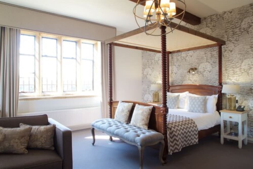 Stonehouse Court Hotel 55/80