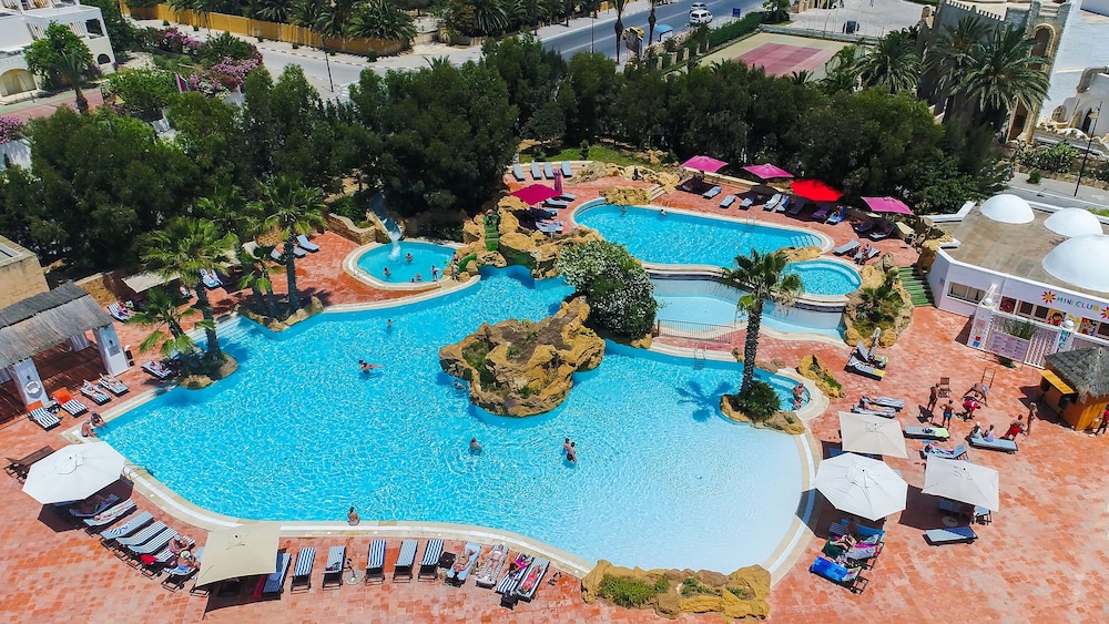 Medina Solaria and Thalasso 36/50