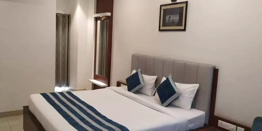 Regency Varanasi Hotel 6/22