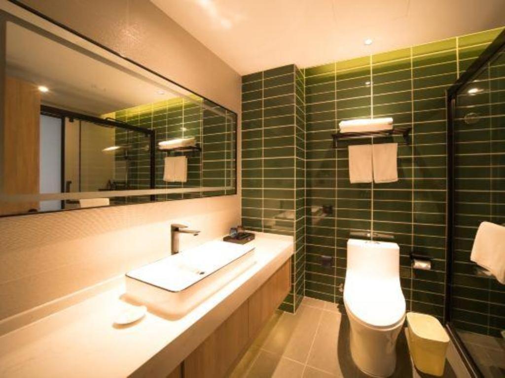 GreenTree Inn Express Hefei Yaohai Wanda Minghuang Road 37/38