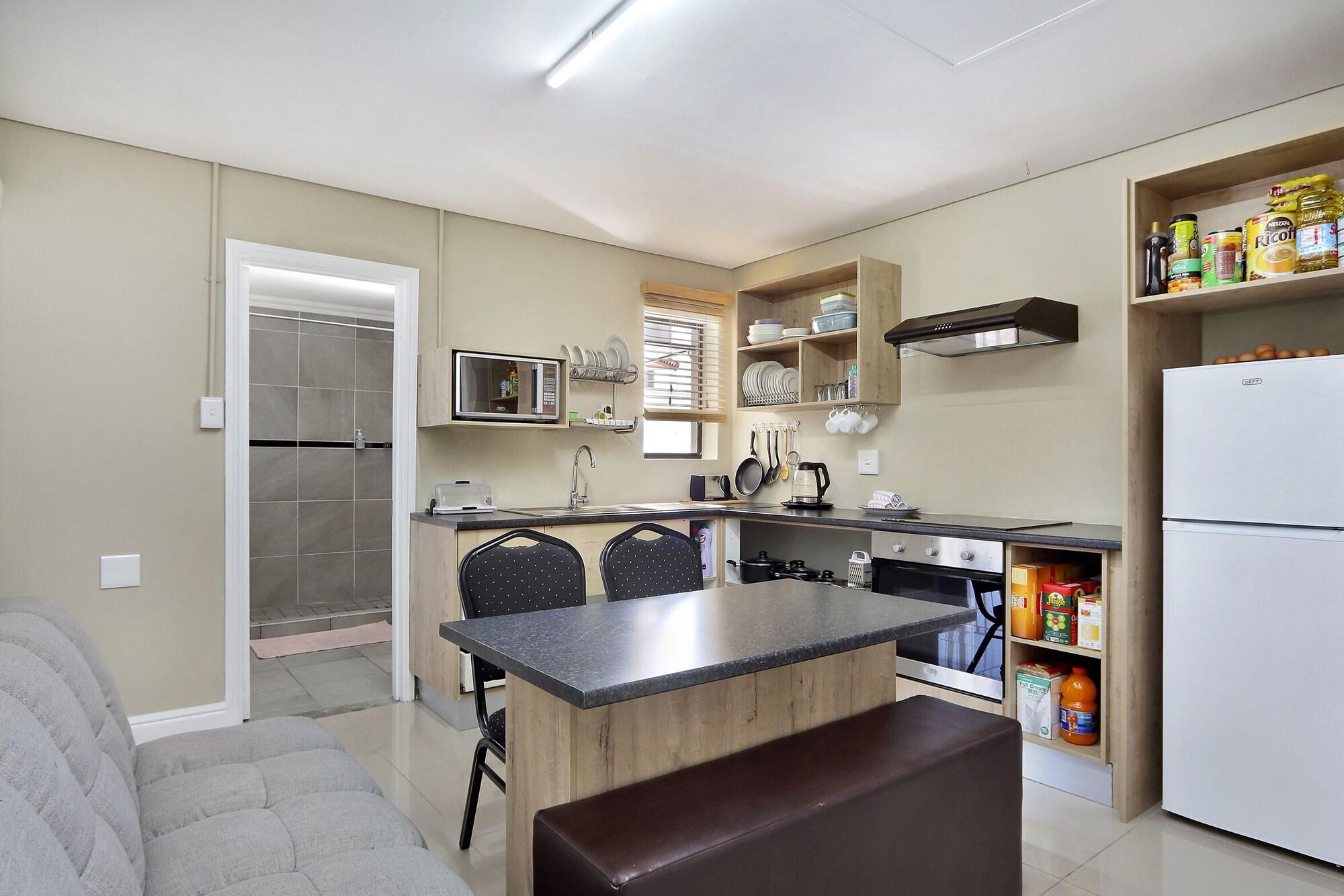Camdene Guesthouse 6/49