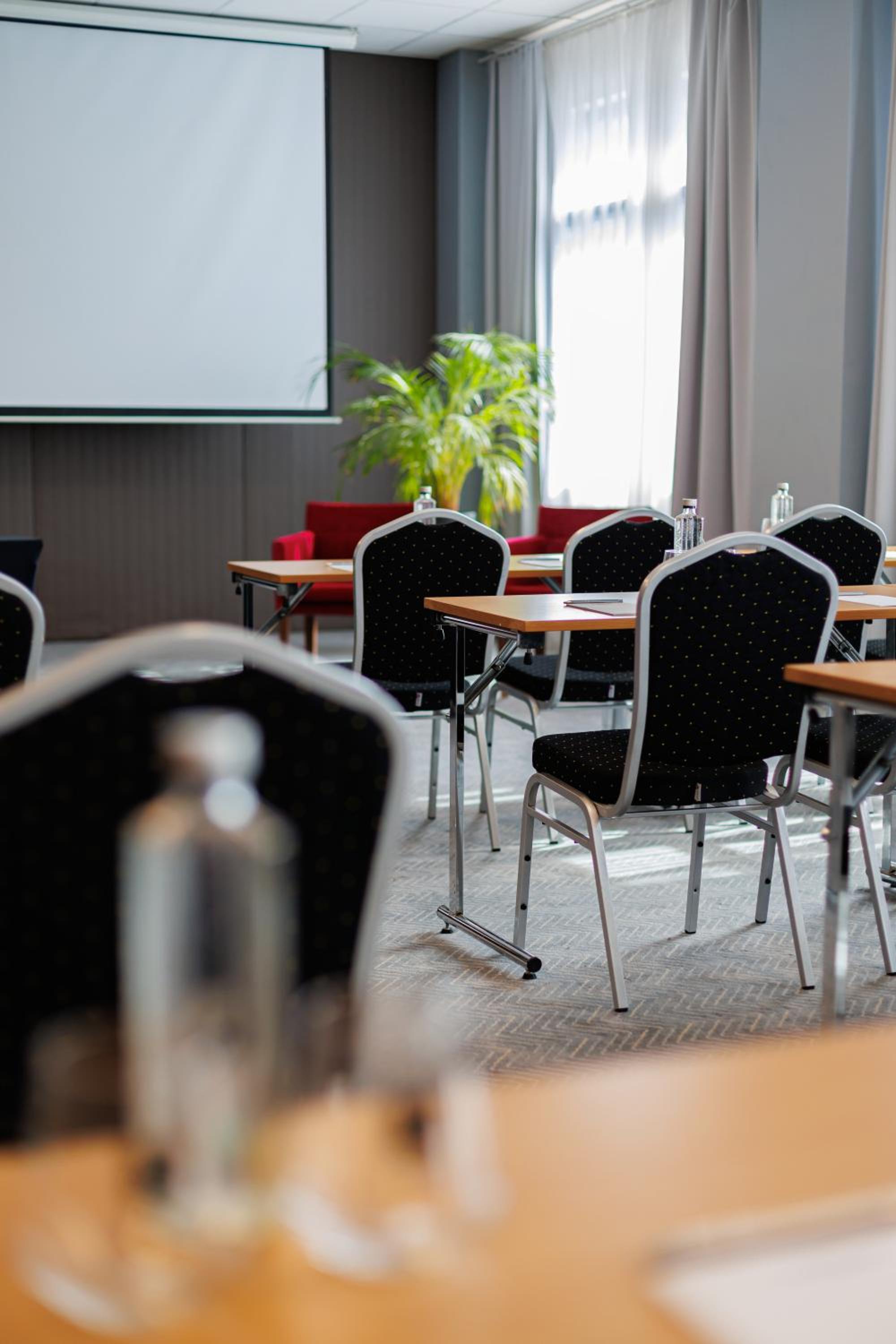 HOTEL 500 STRYKÓW 45/55