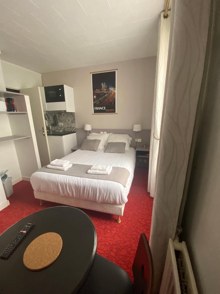 Hotel Du Parc Montsouris 19/64