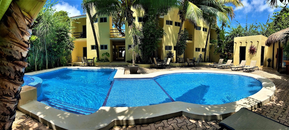 Hotel Lunasol 47/71