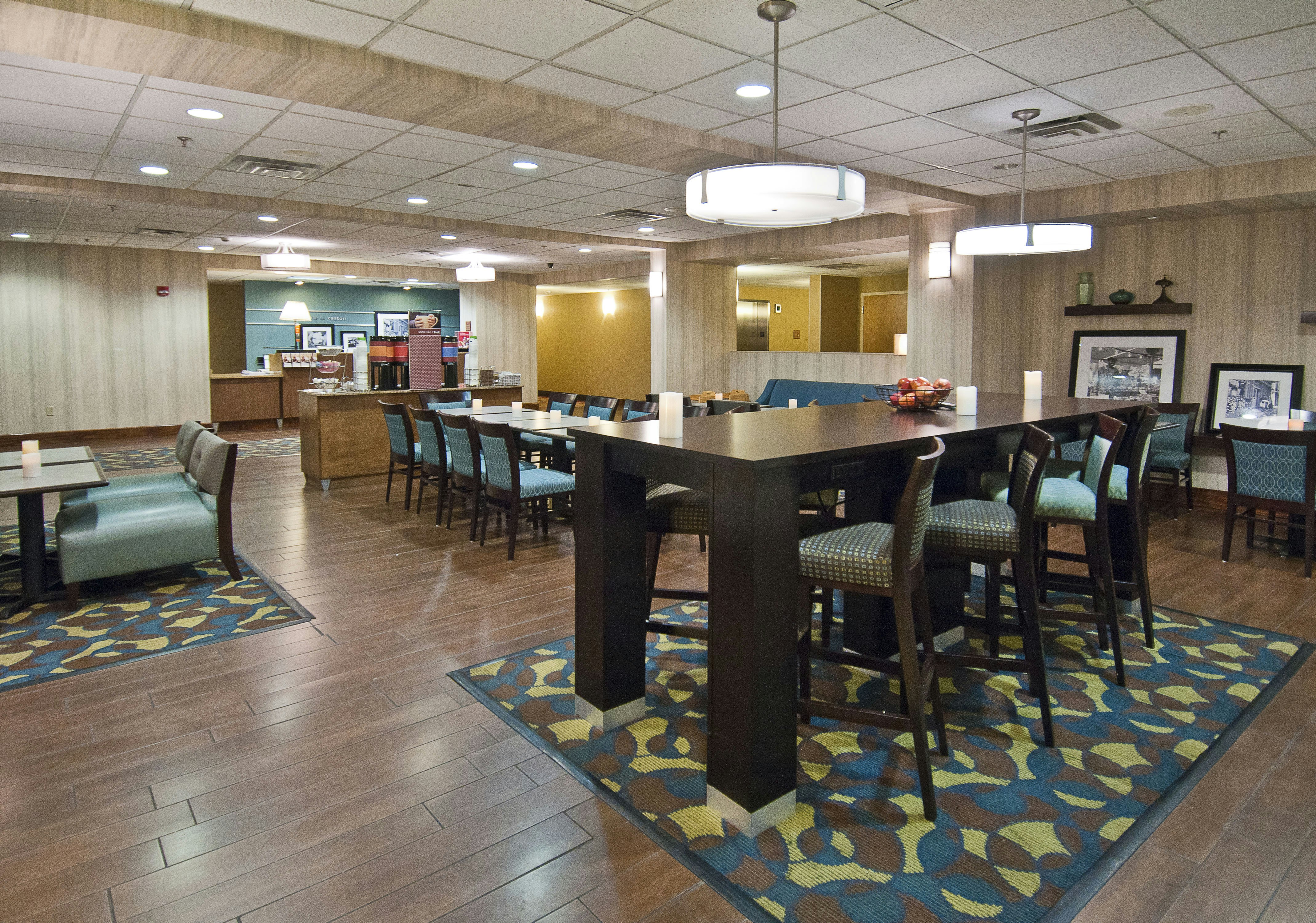 Hampton Inn Canton 40/56