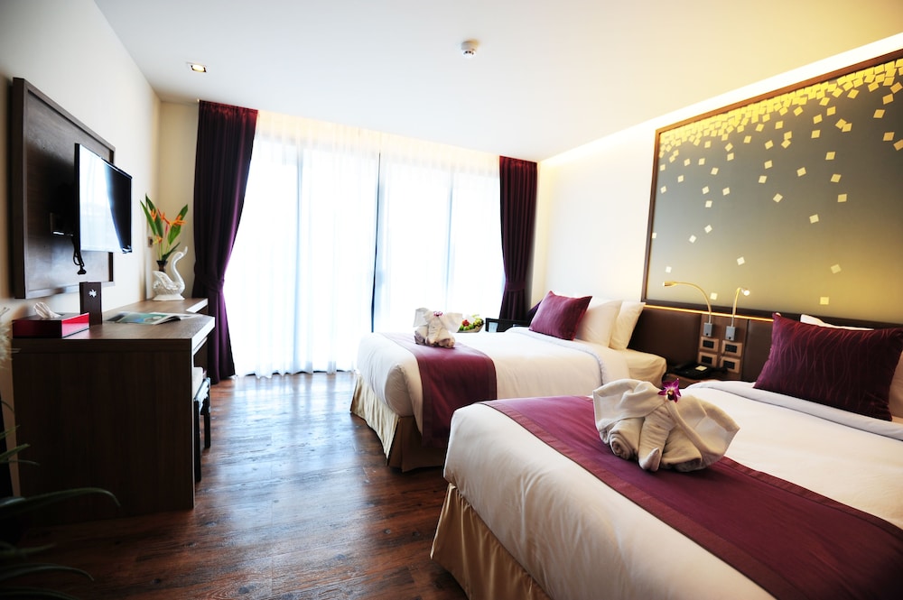 The Beach Heights Resort 20/76