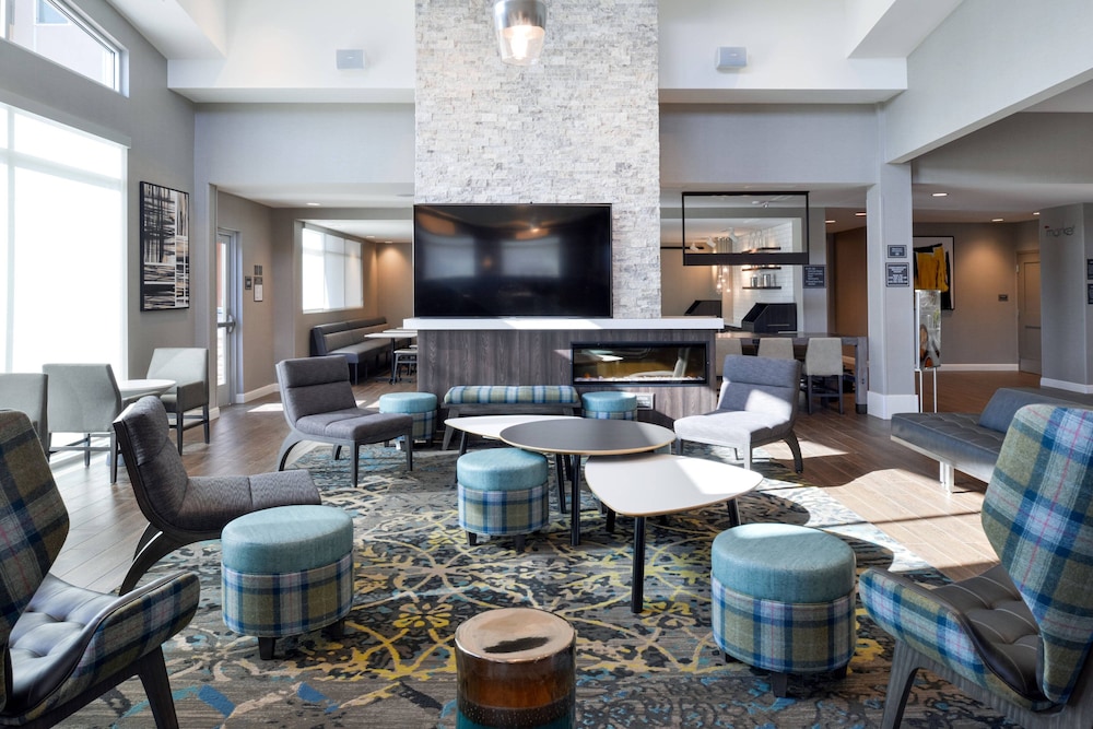 Residence Inn by Marriott Bakersfield West 34/42